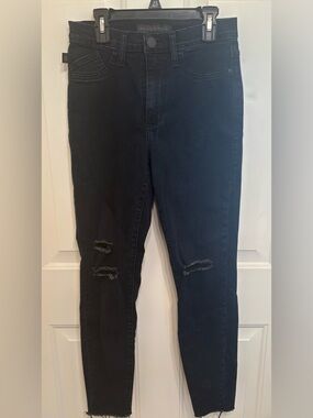 Rock & Republic Black High Roller Jeans with Subtle Distressing